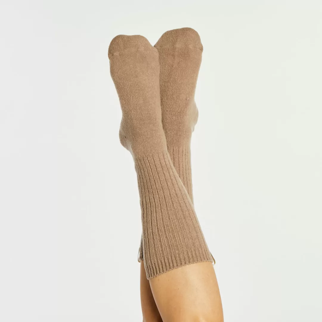 New Hari Mari CloudComfort Crew Socks Camel